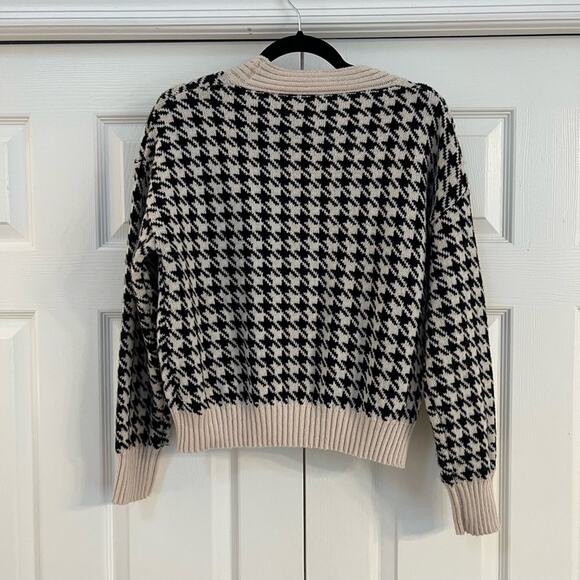 SHEIN Houndstooth V Neck Button Down Cardigan Black/Cream - Picture 2 of 9